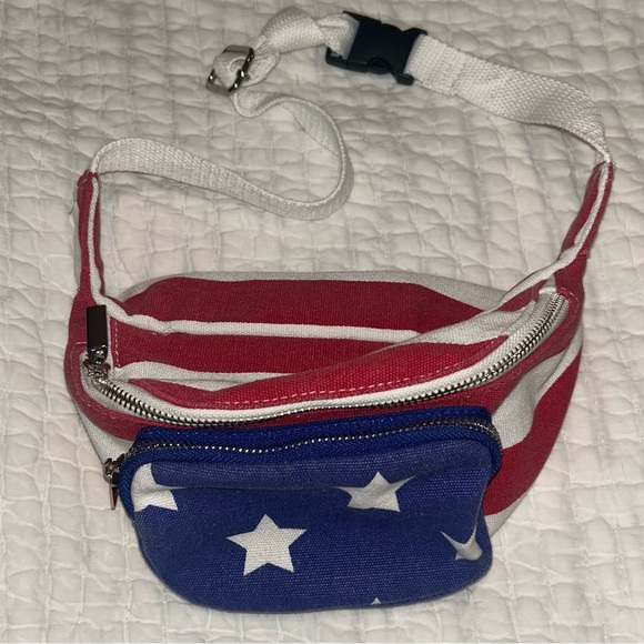 America Fanny Pack - Picture 1 of 1